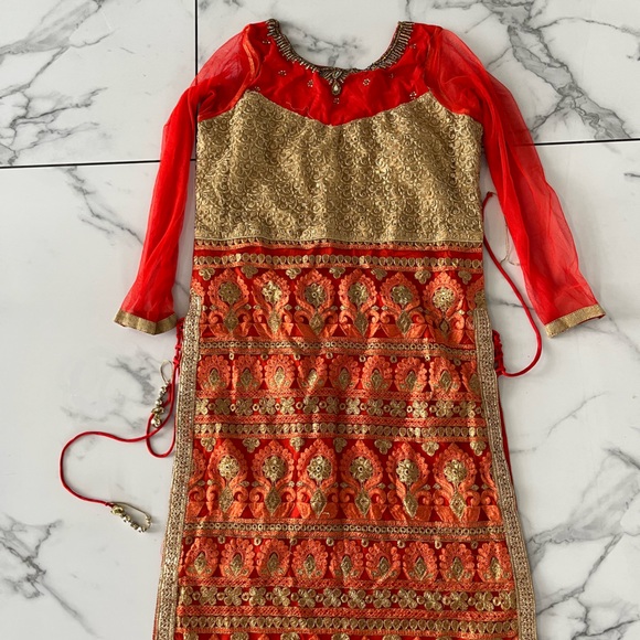 Red orange Indian Pakistani Punjabi suit - Picture 1 of 4